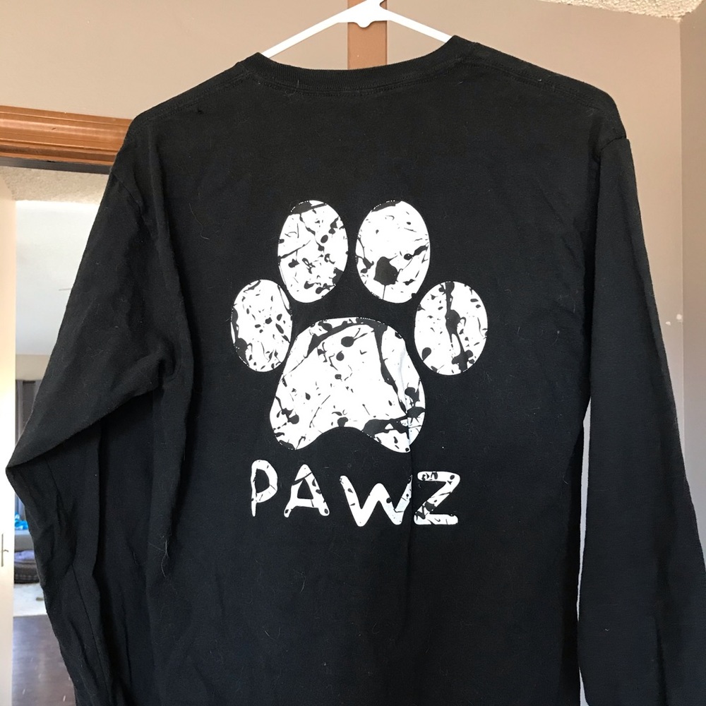PAWZ long sleeve black T